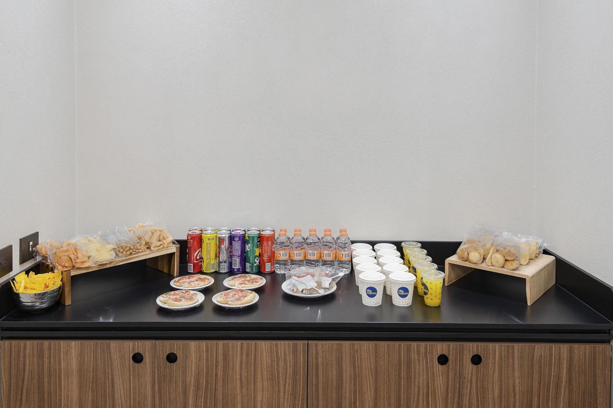 City Express Junior By Marriott Puebla Finsa Экстерьер фото