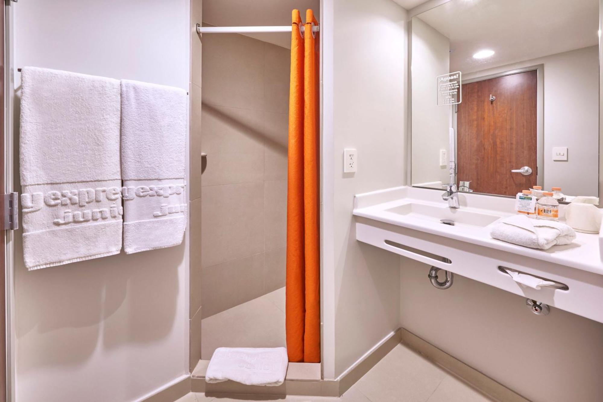City Express Junior By Marriott Puebla Finsa Экстерьер фото
