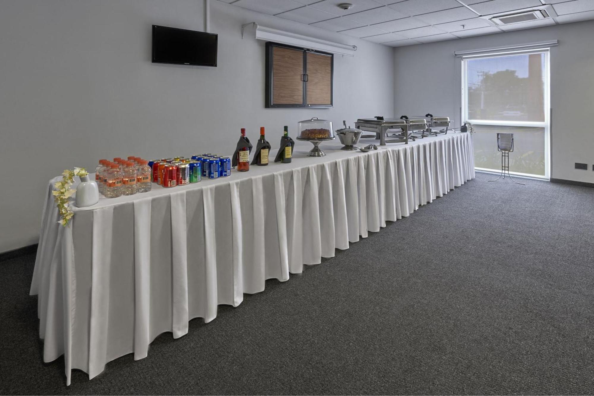 City Express Junior By Marriott Puebla Finsa Экстерьер фото