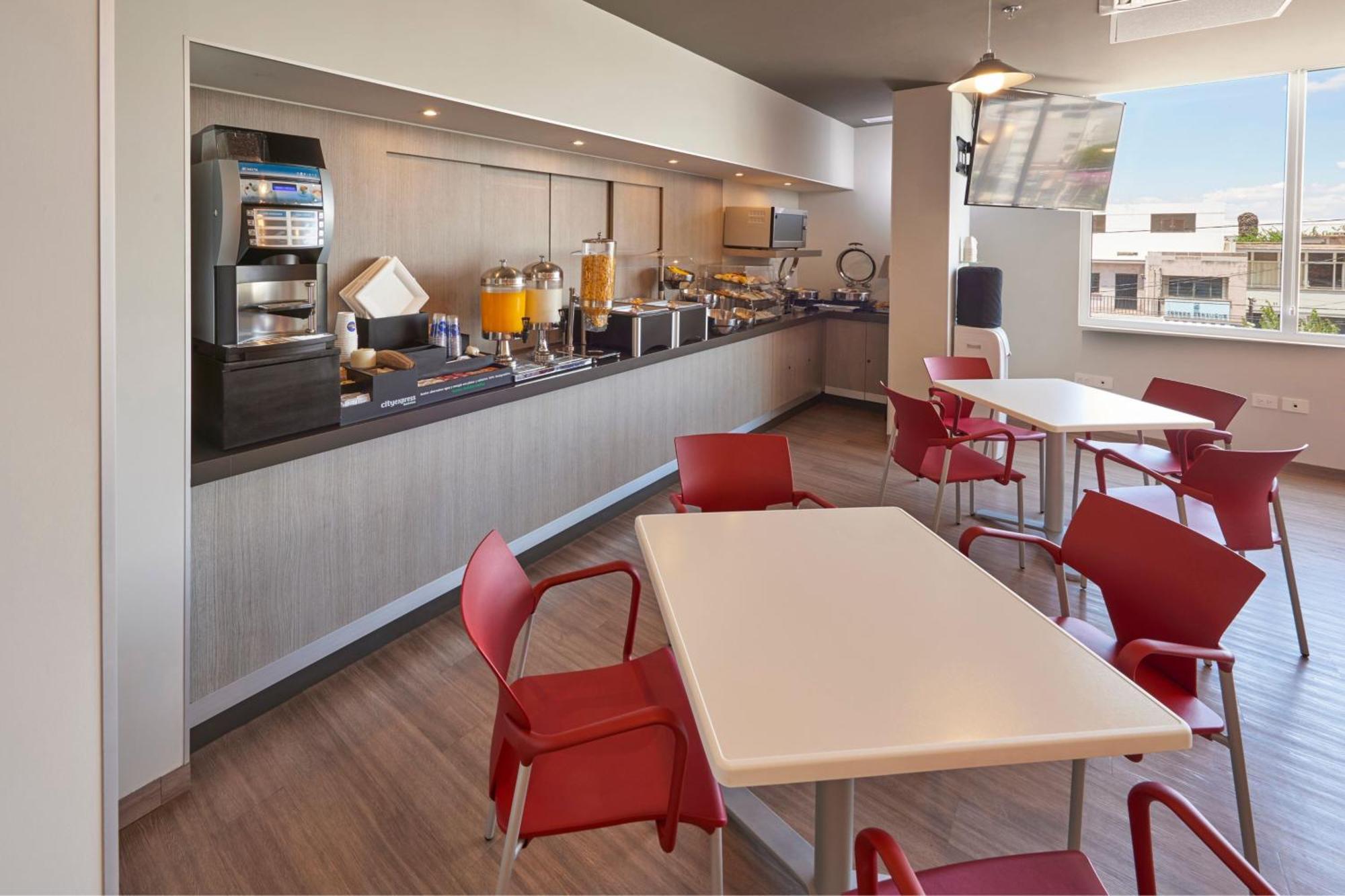 City Express Junior By Marriott Puebla Finsa Экстерьер фото