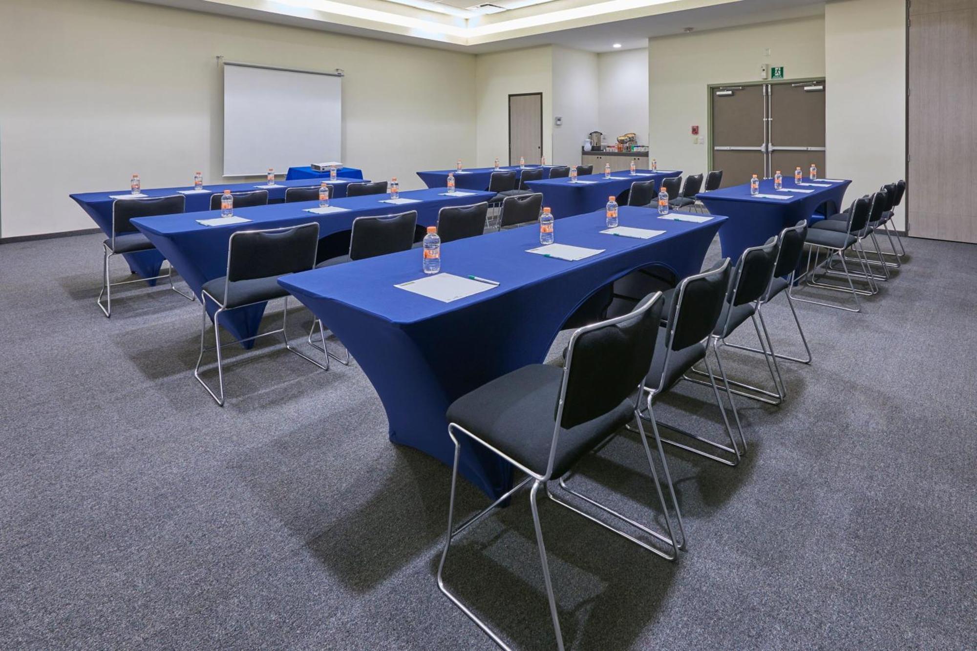 City Express Junior By Marriott Puebla Finsa Экстерьер фото